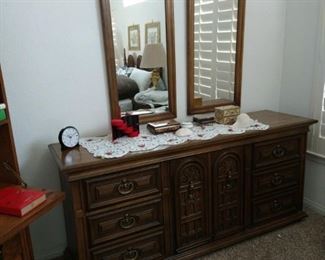 dresser