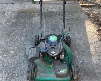 WeedEater 22’ , self-propelled lawn mower 