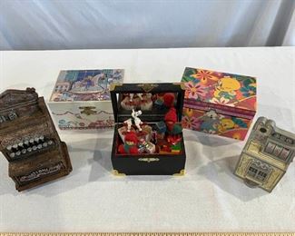 Cash RegisterTweety Bird Music Boxes