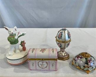 EggBunnyTrunk Music Boxes