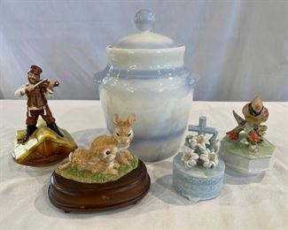 Fiddler On The Roof WhiteBlue Jar