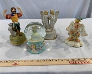 Figurine And Music Boxes