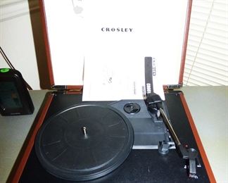 Crosley Turn Table in Case