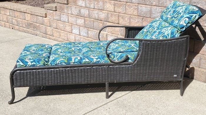 La Z Boy Outdoors Chaise