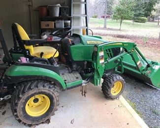 2018 John Deere 1025R tractor, this is part of the package deal