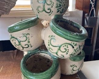 Planter pottery