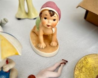 Bisque bathing beauties