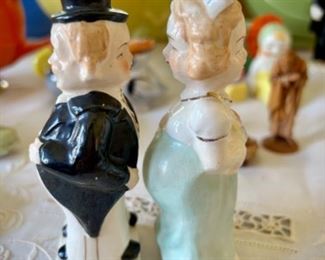 Antique and vintage salt and pepper shakers - side view 