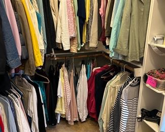 Womens clothing large to XL