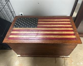 Americana Chest