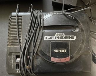 Original Sega Genesis High Definition Graphics Model 1601 Console 16 Bit with 2 controllers 