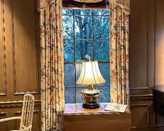 Antique maple dropleaf table 