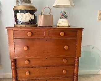Sheraton style antique maple chest of drawers