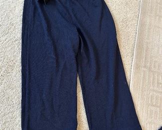 St. John knit pants