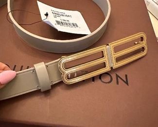 Brand new Balenciaga stretch belt in taupe