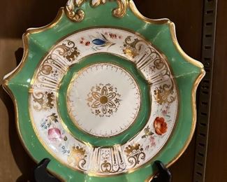 Antique scalloped Kelly green & gilt dessert plate? Likely English, early 18th c. 