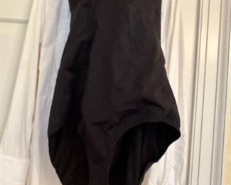 Bottega Veneta swimsuit (more swimwear available by Beach Bunny, Vix, L*Space and more mostly size Large)