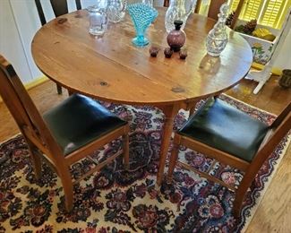 Excellent shabby,  old pine table 