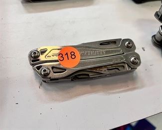 Leatherman multi tool