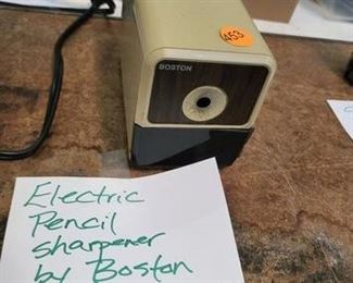 electric pencil sharpener 