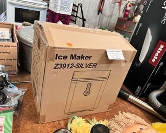 ice maker 