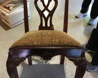 Set of 8 dining chairs