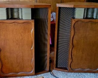 Custom made with JBL components, dimensions are almost same as JBL Hartfield speaker system. Made in the 1950's.  Seem to work well! Text me for further information. 
