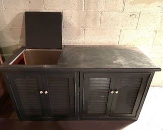 Phonograph cabinet (Empty)