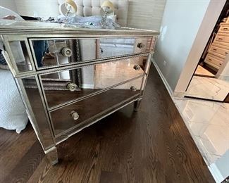 3 drawered mirrored chest, 2 