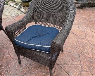 wicker patio chairs with navy blue cushions