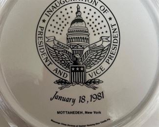 1981 Inauguration Candlelight Dinner plates (2)