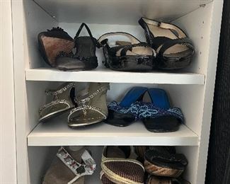 Womens' shoes, sizes 9 - 9 1/2