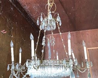 Baccarat chandelier that hung in Confederate Hall