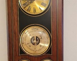 Bulova weather station