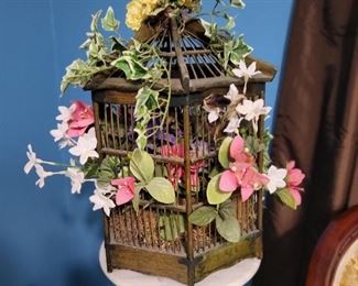 Bird cage 