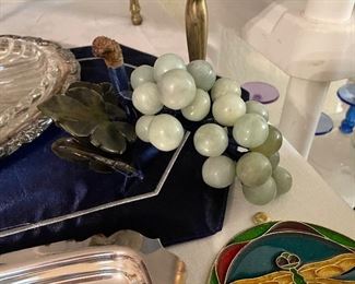 don't eat these grapes-  stone does not go down well - they say 