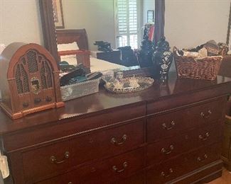 dresser and mirror to  king bed set 