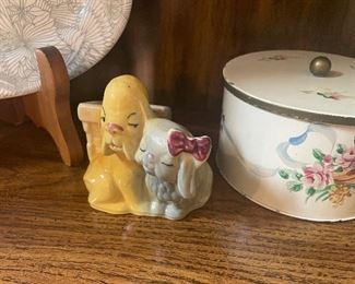 vintage well kept - items  in this home 