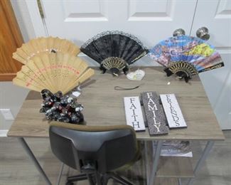 PERFECT SIZE COMPUTER / STUDENT DESK & CHAIR. NEED A FAN?