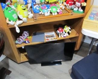 AMAZING COLLECTION OF M&M COLLECTIBLES - VINTAGE