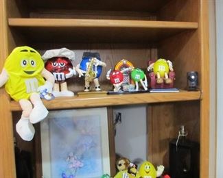 AMAZING COLLECTION OF M&M COLLECTIBLES - VINTAGE