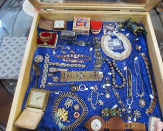 AMAZING COLLECTION OF VINTAGE JEWELRY INCLUDING HOBE' PIECES.