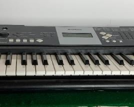 Yamaha Keyboard