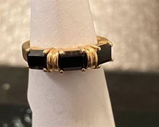 14 K Gold Ring Black Stone