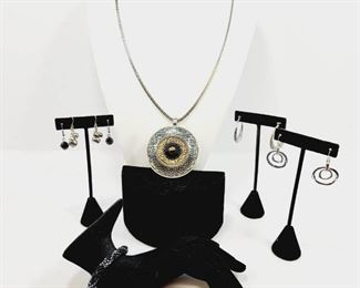 Premier Mesa Necklace More