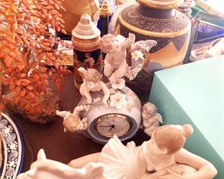 Lladros -- ANGELIC TIME Cherubs, Clock and flowers #5973 FRANCISCO POLOPE