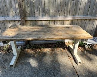 $70 picque nic  table 
