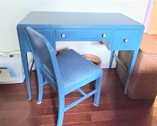 1 of 2 Pictures - MCM Desk And Chair