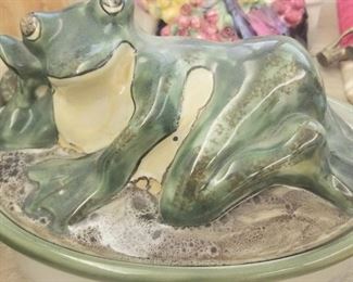 Frog ceramic bowl 