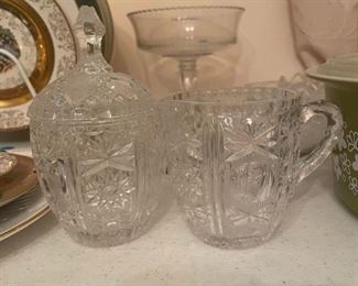 lots of star of david servingware